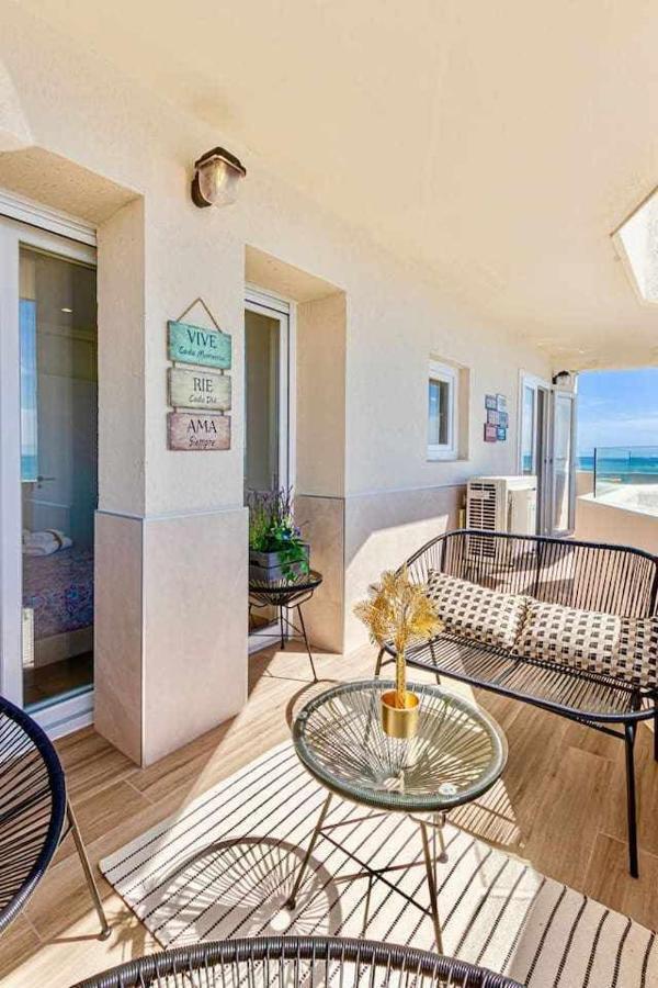 797 Holiday Rentals - Benalbeach- Moderno Piso Para 5 Con Vistas Al Mar Benalmádena Exteriér fotografie