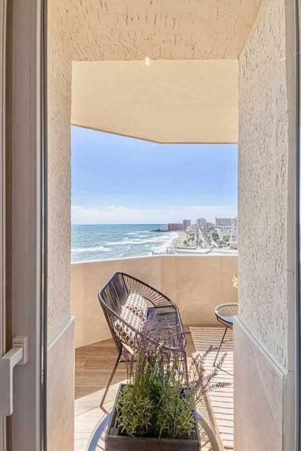 797 Holiday Rentals - Benalbeach- Moderno Piso Para 5 Con Vistas Al Mar Benalmádena Exteriér fotografie